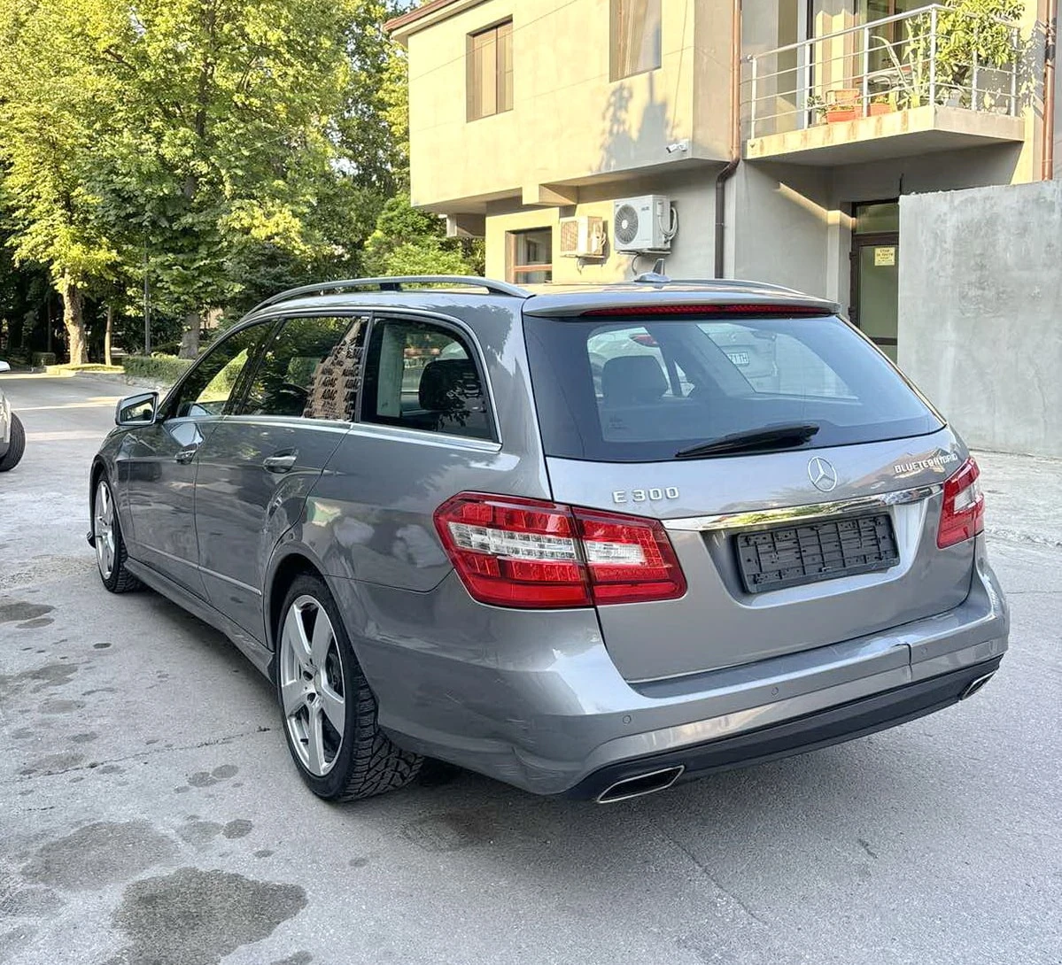 Mercedes-Benz E 300 BLUETEC HYBRID  AMG PACK  - изображение 7