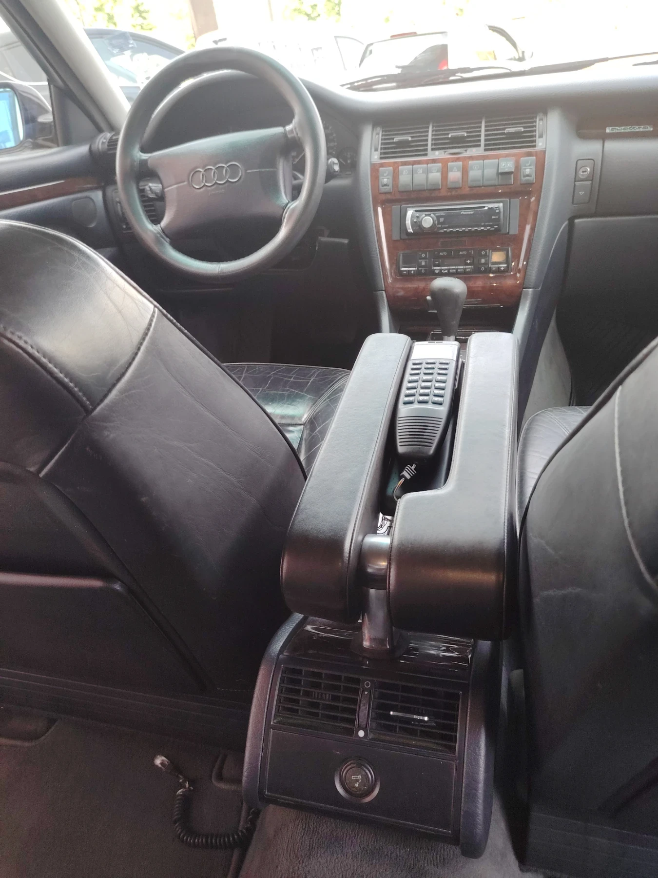 Audi A8 4.2  - изображение 7