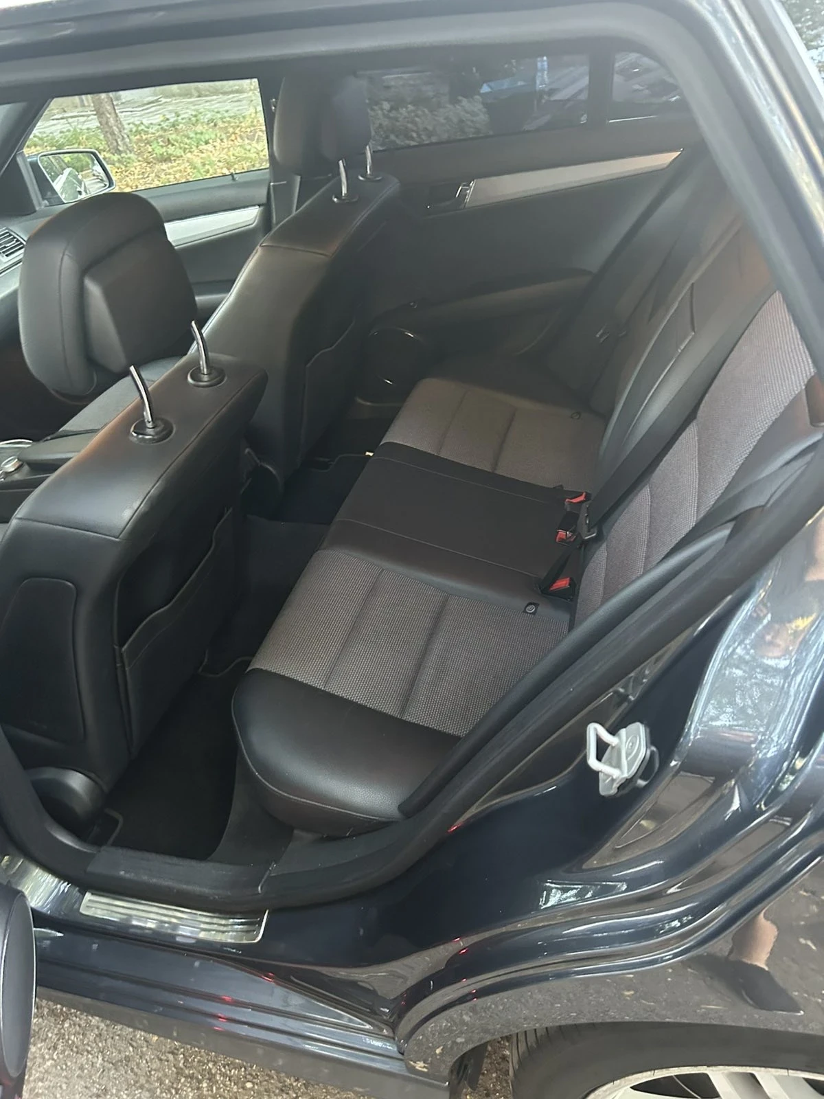 Mercedes-Benz C 180  - изображение 8