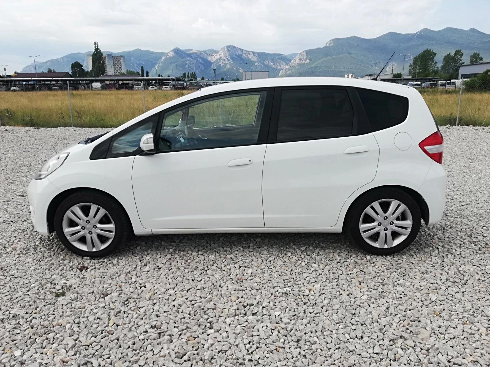 Honda Jazz 1.3i kli navi  - изображение 3