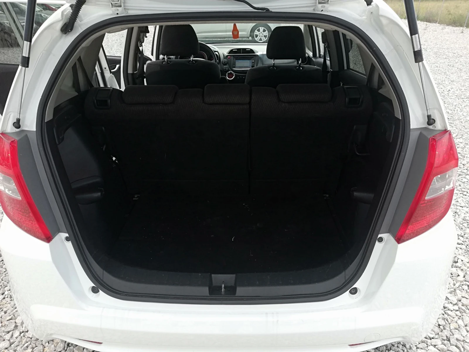 Honda Jazz 1.3i kli navi  | Mobile.bg   11