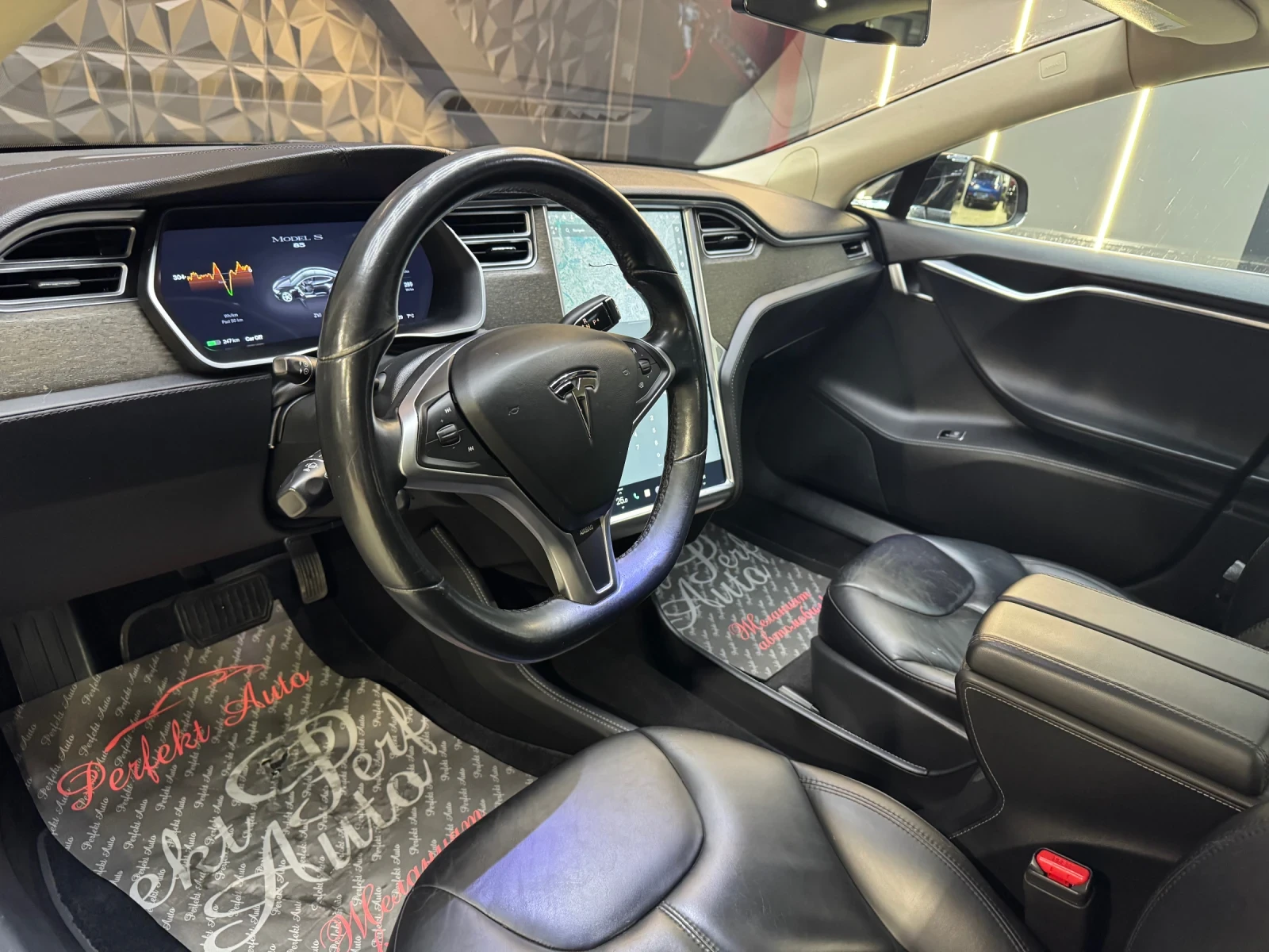 Tesla Model S 85 * FAST CHARGE *  - изображение 8
