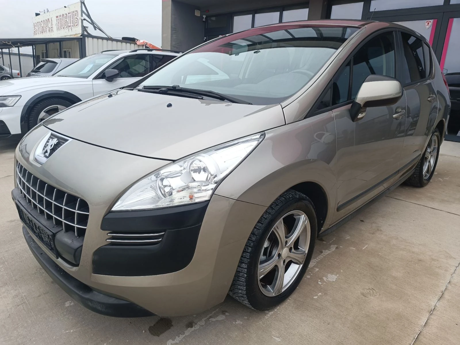 Peugeot 3008 1.6 HDI - изображение 2