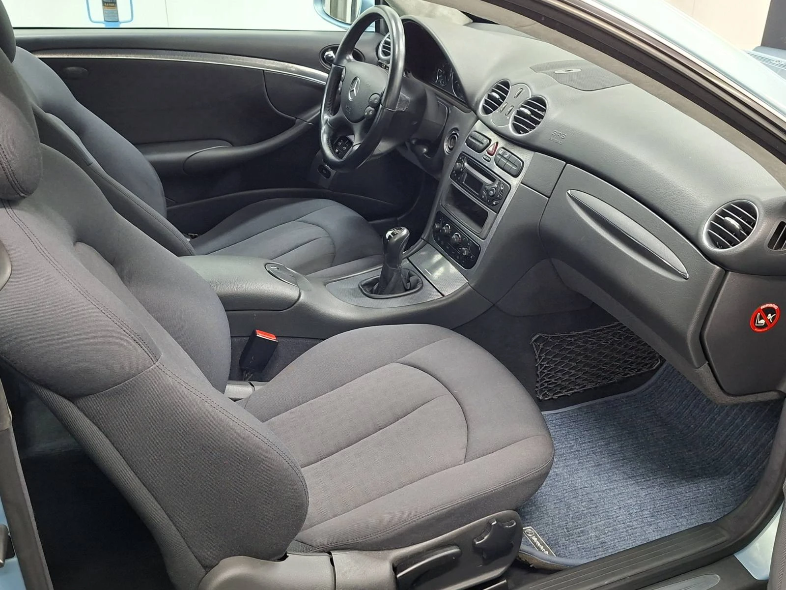 Mercedes-Benz CLK 240, снимка 11 - Автомобили и джипове - 53485418