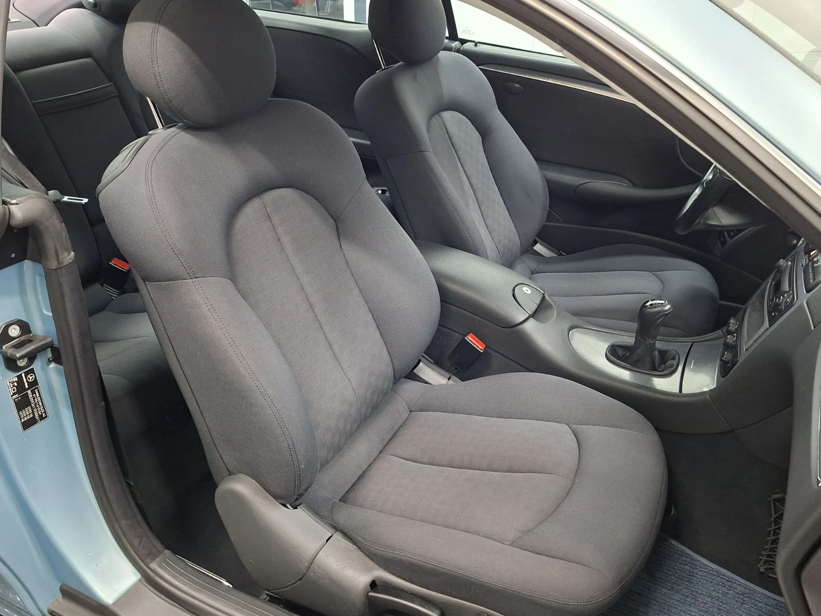 Mercedes-Benz CLK 240, снимка 13 - Автомобили и джипове - 53485418