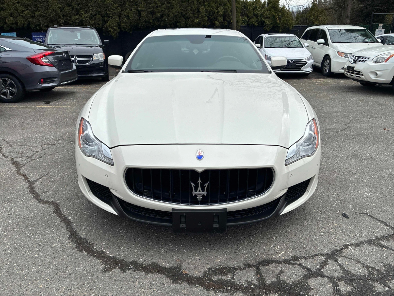 Maserati Quattroporte * * CARFAX * * АВТО КРЕДИТ * * , снимка 2 - Автомобили и джипове - 53890641