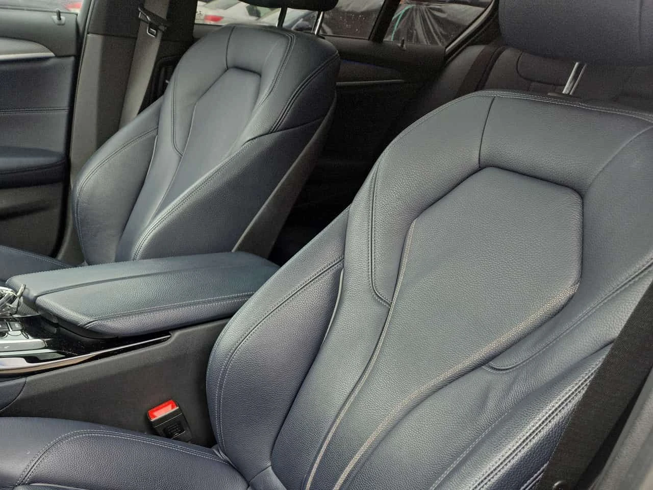 BMW 530 i xDrive/CARFAX/ШИБИДАХ/ПОДГРЕВИ, снимка 13 - Автомобили и джипове - 53925313