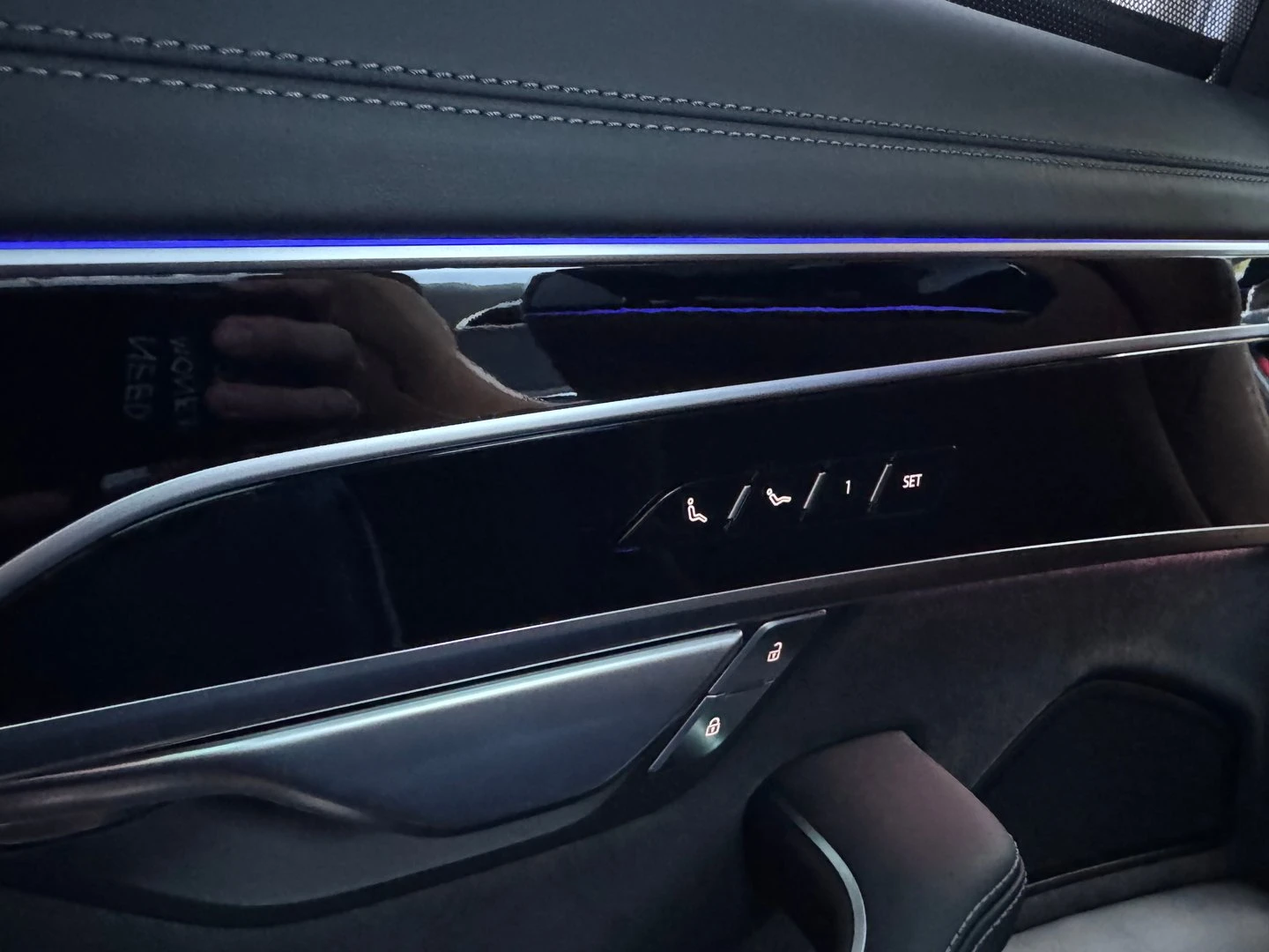 Audi A8 | Mobile.bg � ����������� 10