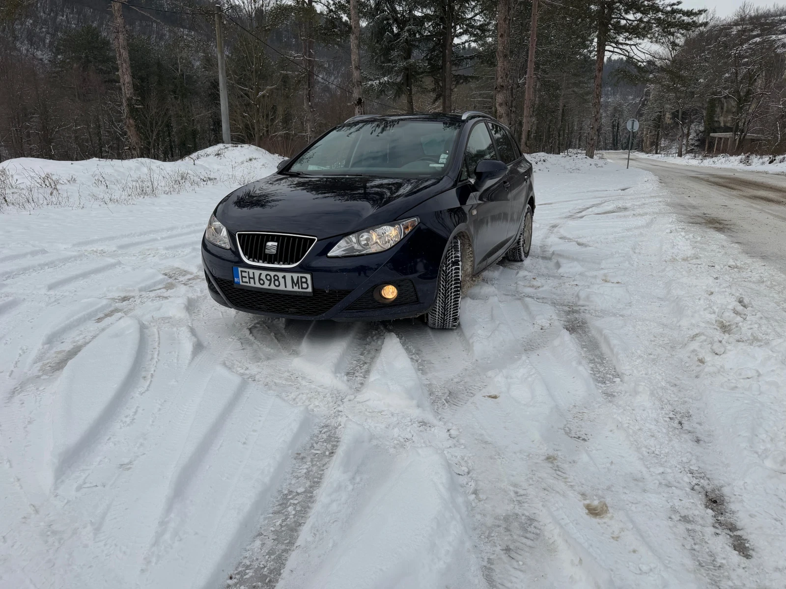 Seat Ibiza 1.4i ГАЗ, снимка 8 - Автомобили и джипове - 54124960