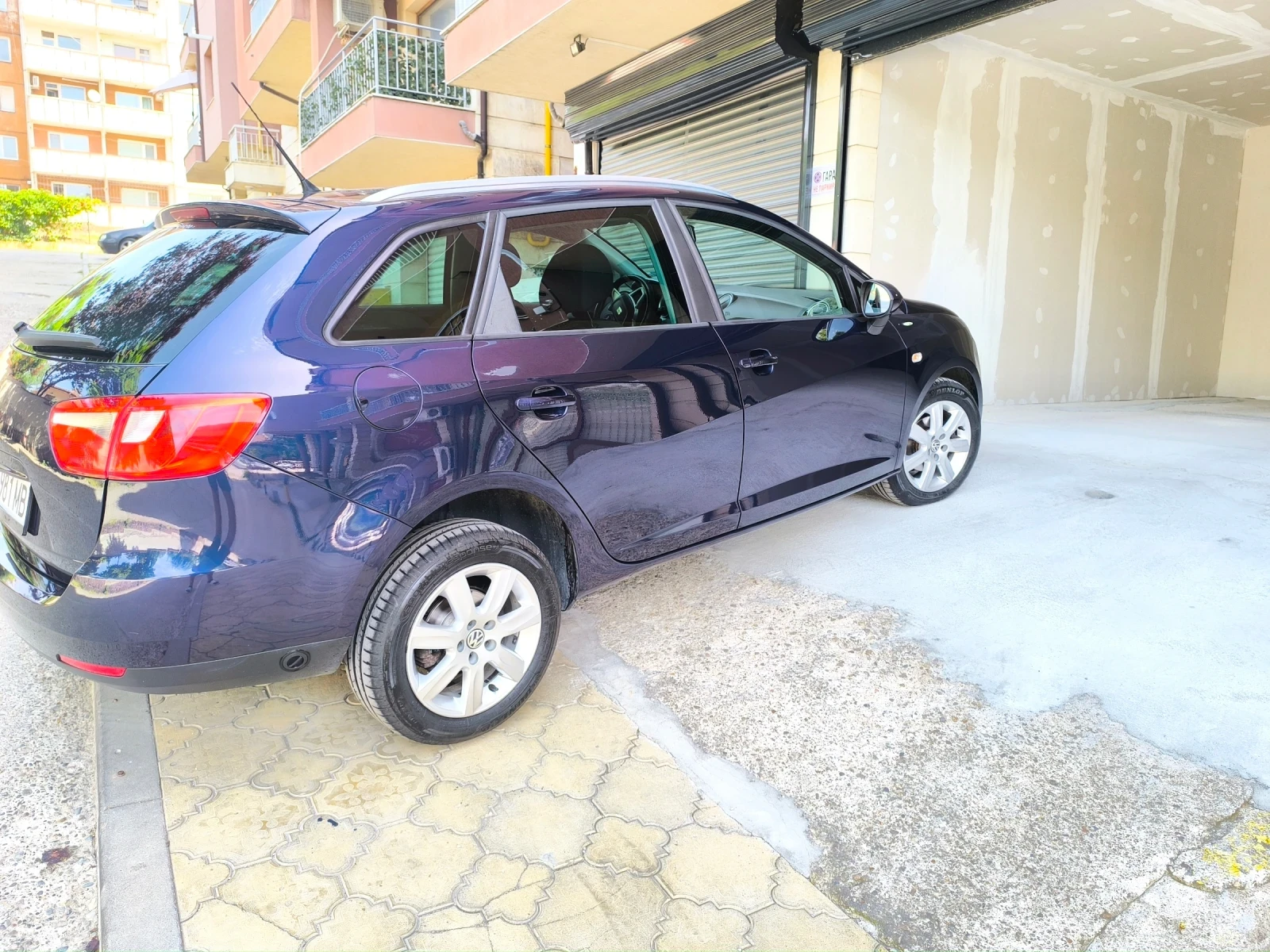 Seat Ibiza 1.4i ГАЗ, снимка 2 - Автомобили и джипове - 54124960
