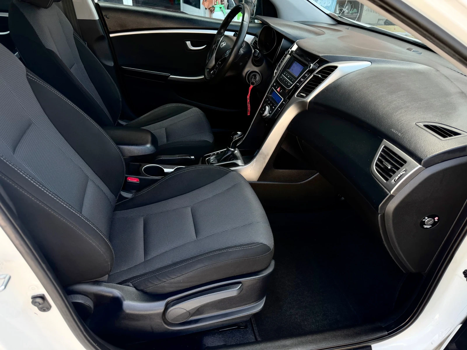 Hyundai I30 1.6CRDI-���������-SPORT-������ 170�.�� | Mobile.bg � ����������� 12