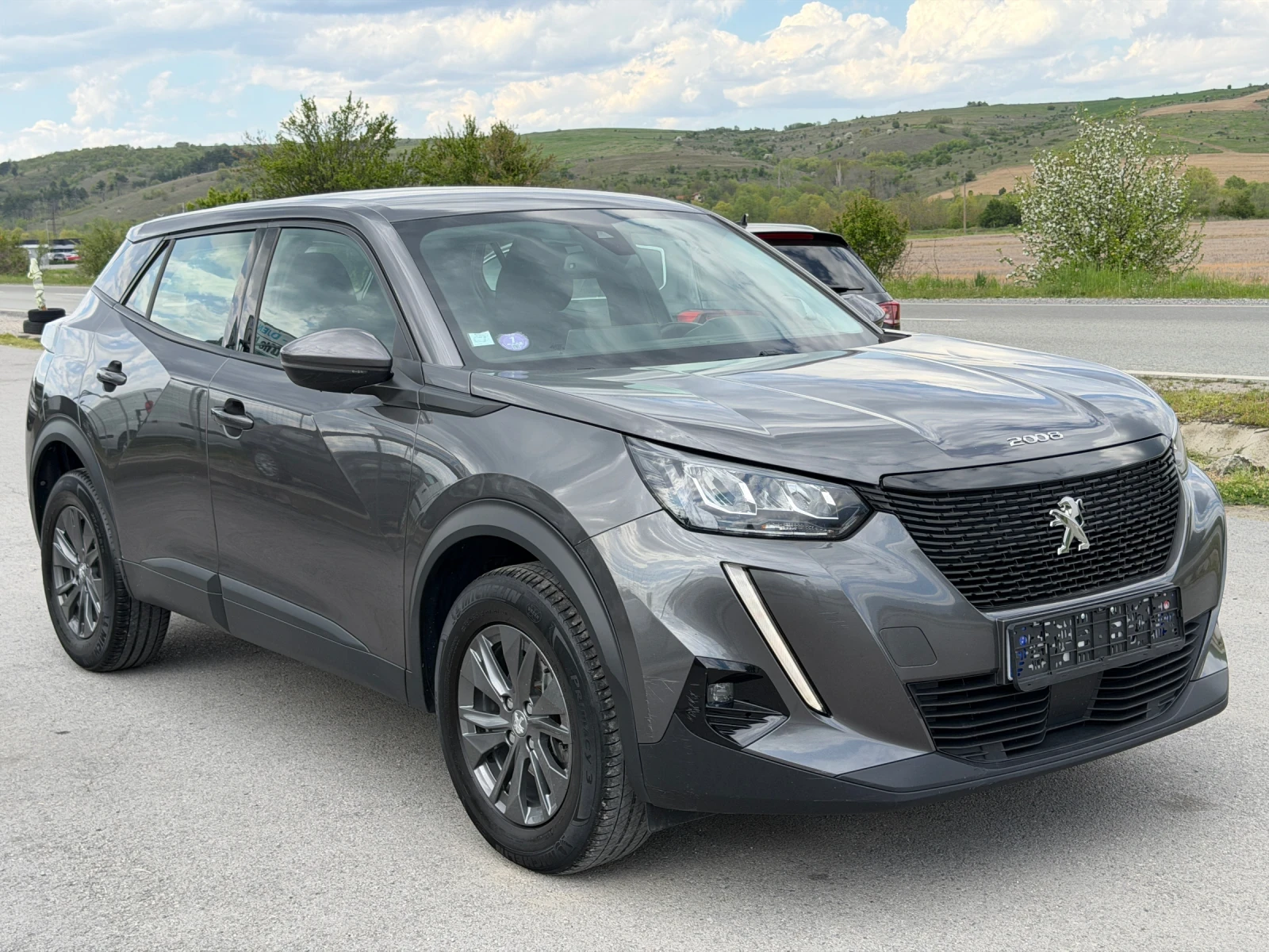 Peugeot 2008 1.2 Puretech , снимка 2 - Автомобили и джипове - 54378570