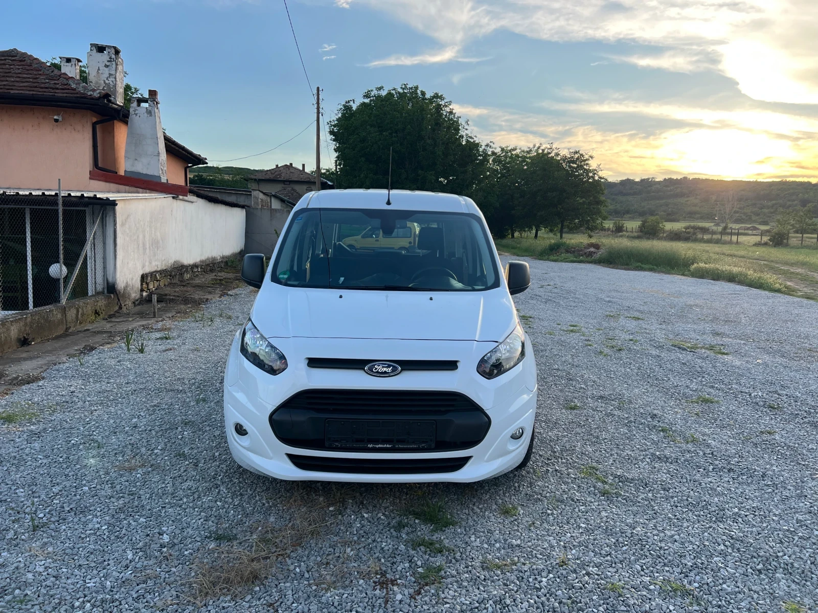 Ford Connect, снимка 15 - Автомобили и джипове - 54840861