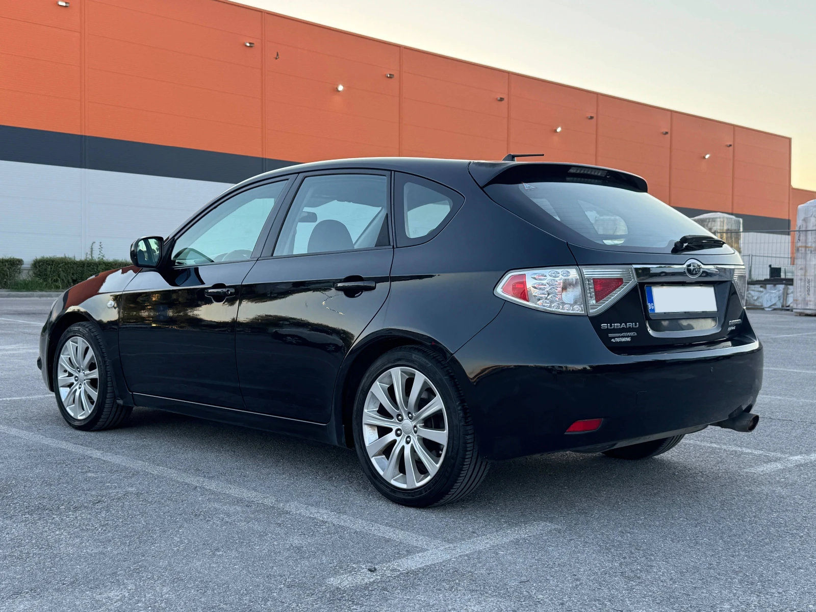 Subaru Impreza 2.0R Bi-Fuel AWD, снимка 4 - Автомобили и джипове - 55246362