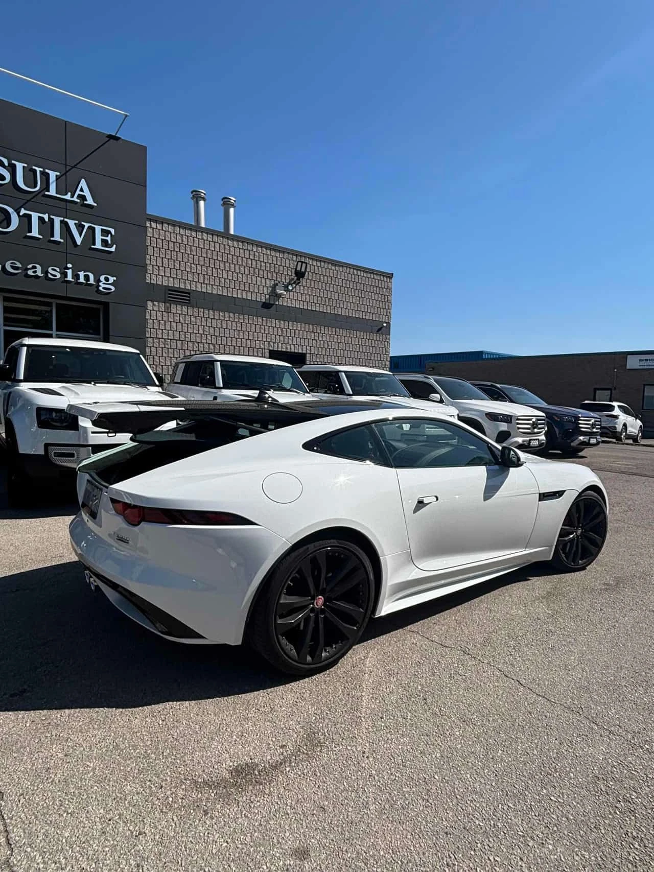 Jaguar F-Type  R Dynamic / CARFAX / АВТОКРЕДИТ , снимка 3 - Автомобили и джипове - 55500247