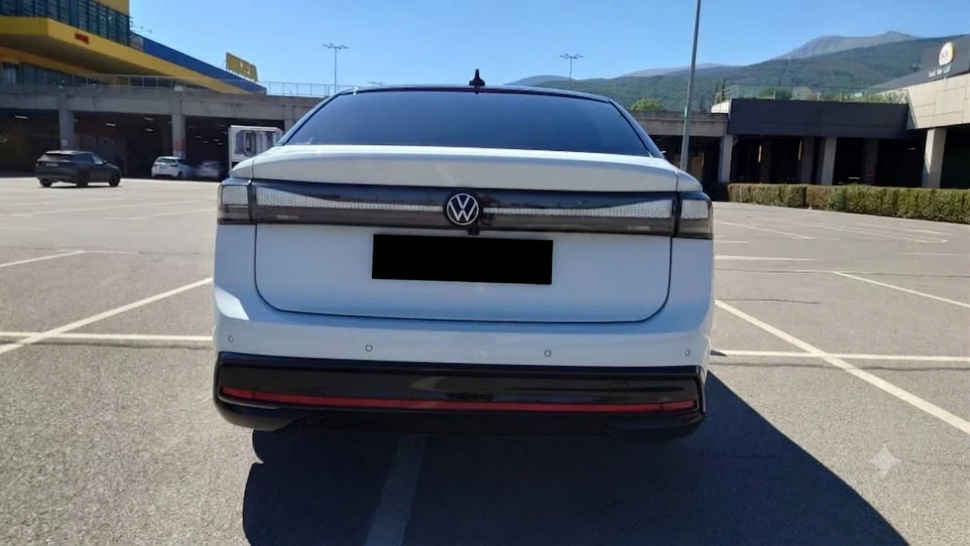 VW ID.7 PRO Business Plus | HUD | 360 | Massage | Matrix , снимка 6 - Автомобили и джипове - 55978004