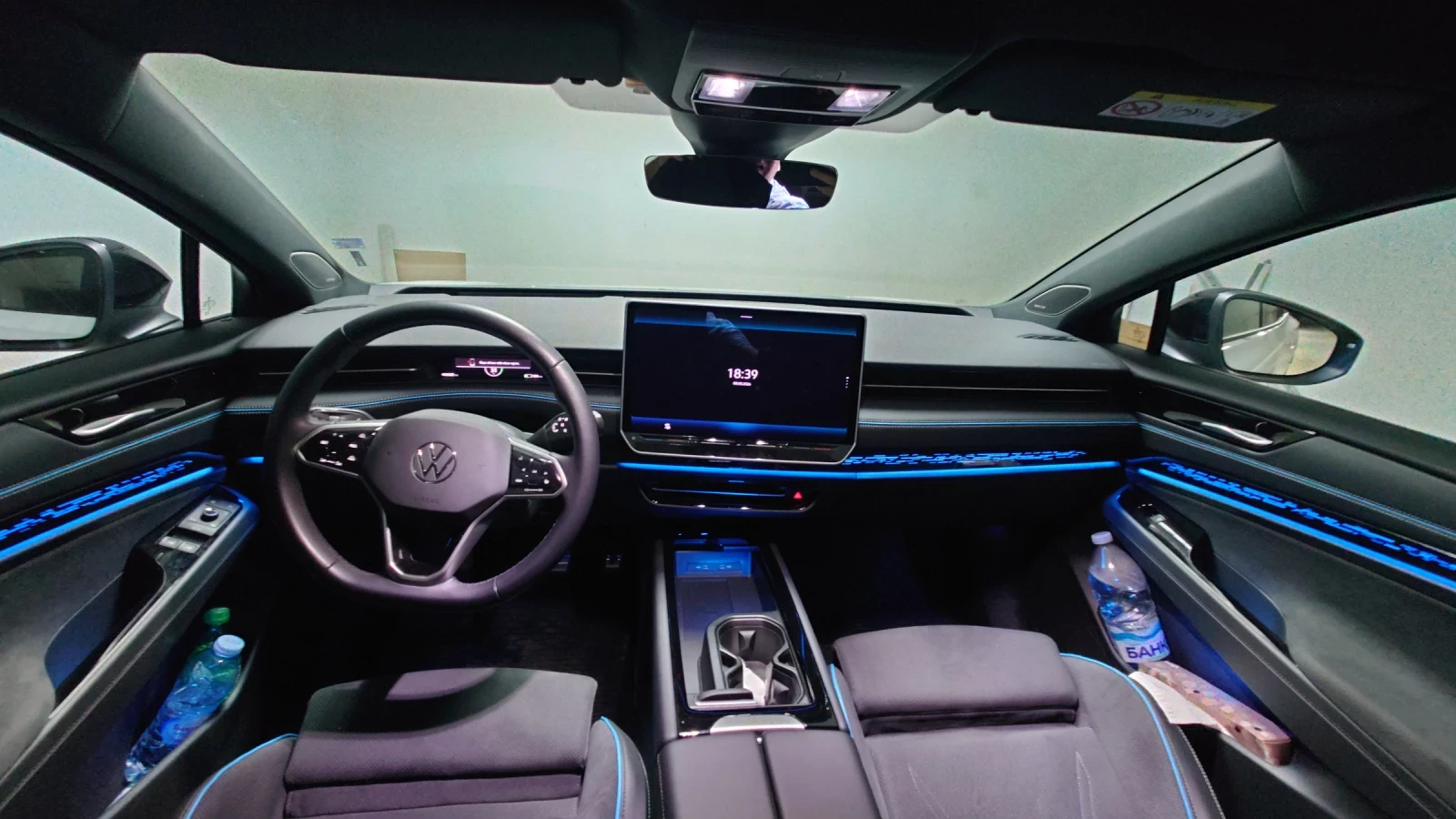 VW ID.7 PRO Business Plus | HUD | 360 | Massage | Matrix , снимка 8 - Автомобили и джипове - 55978004