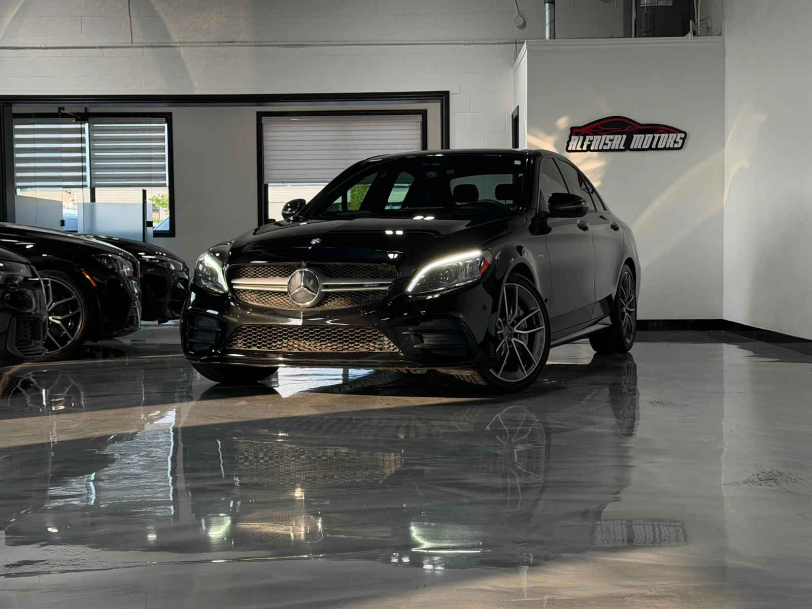 Mercedes-Benz C 43 AMG * CARFAX * PERFORMANCE EXHAUST*  | Mobile.bg � ����������� 1