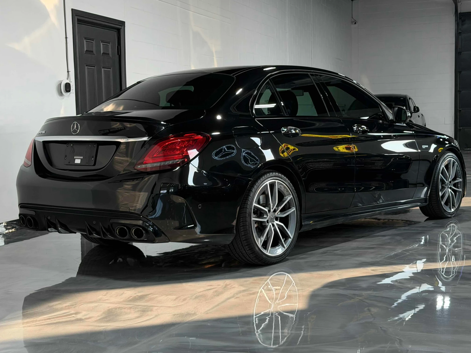 Mercedes-Benz C 43 AMG * CARFAX * PERFORMANCE EXHAUST*  | Mobile.bg � ����������� 3