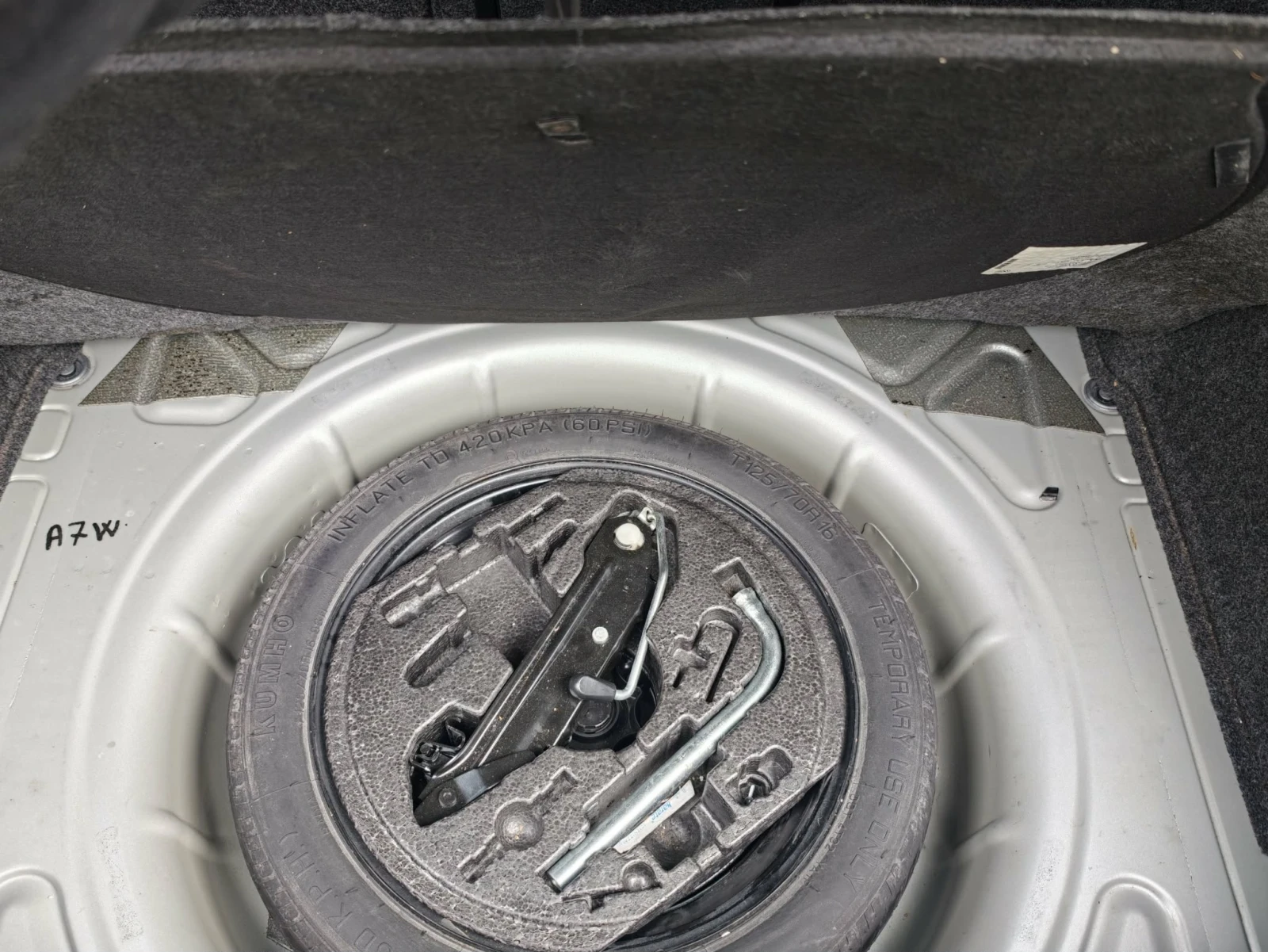 VW Golf 1.6TDI Highline, снимка 15 - Автомобили и джипове - 56255496