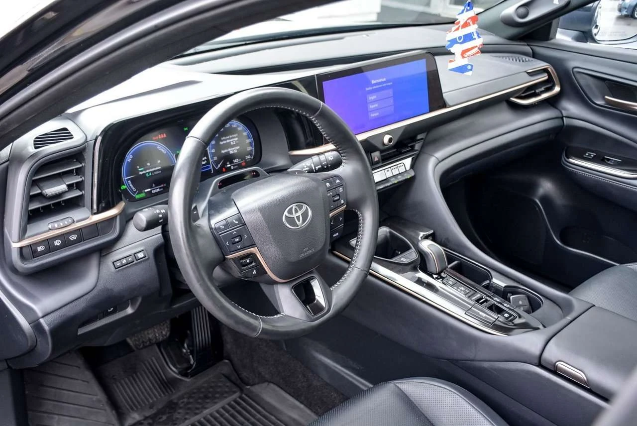 Toyota Crown LIMITED AWD PANORAMIC ONE OWNER, NO ACCIDENTS / AU | Mobile.bg � ����������� 15