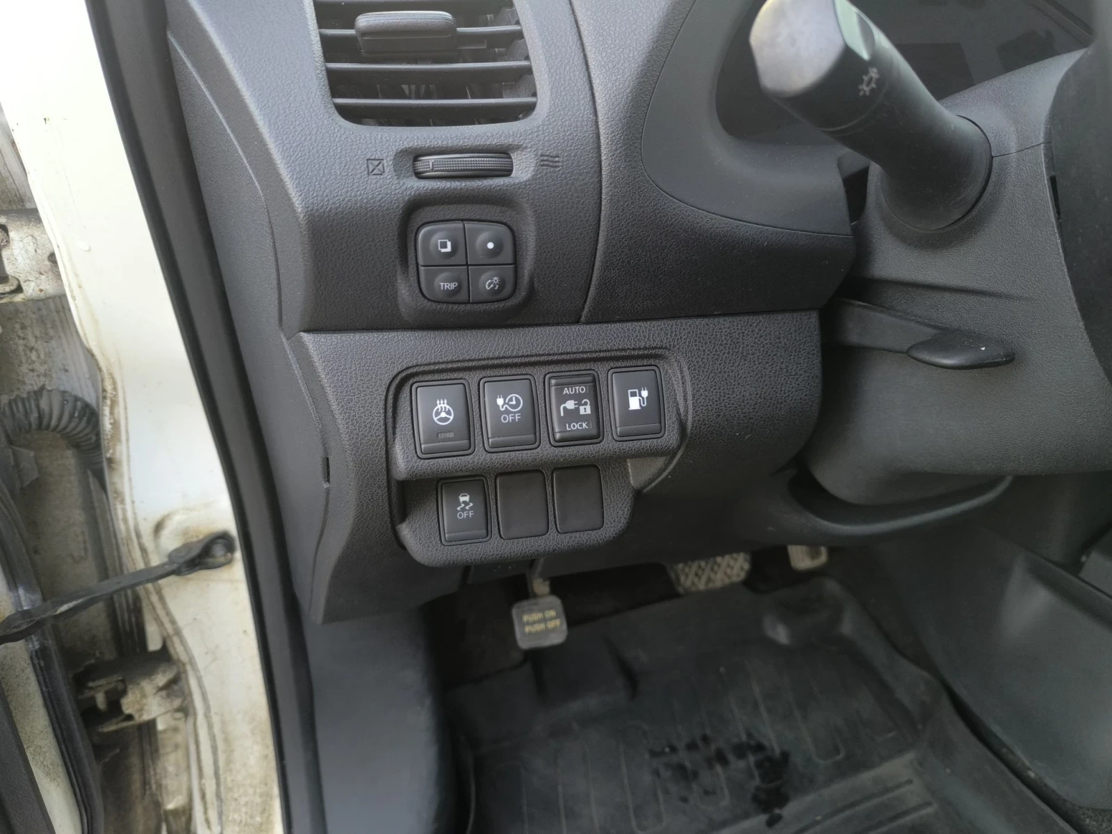 Nissan Leaf  30kw  58000км Лизинг , снимка 13 - Автомобили и джипове - 56647867