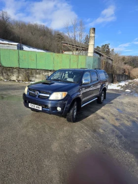 Toyota Hilux Пикапа се продава за части, снимка 7