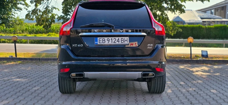Volvo XC60 D5 Inscription VIRTUAL  Harman Kardon, снимка 8 - Автомобили и джипове - 51154309