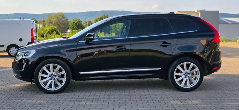 Volvo XC60 D5 Inscription VIRTUAL  Harman Kardon, снимка 2 - Автомобили и джипове - 51154309