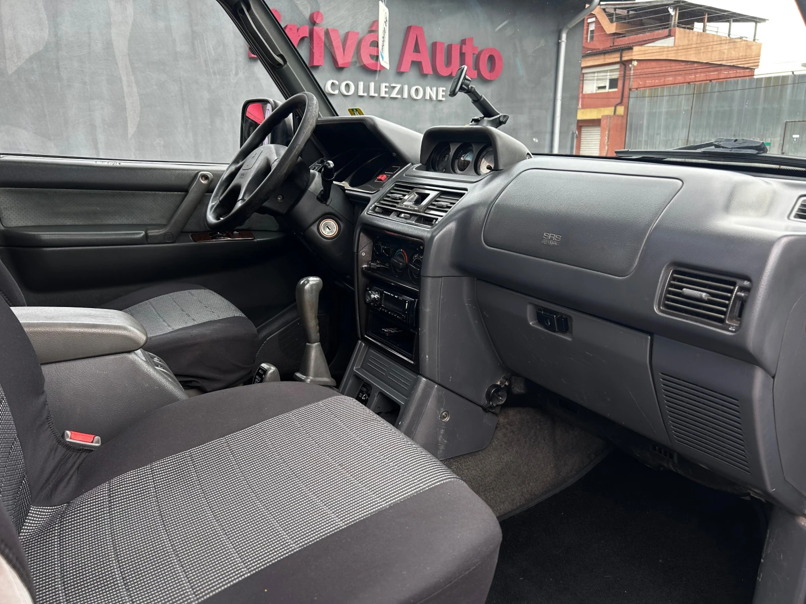 Mitsubishi Pajero 2.8D, 4WD, SUPER SELECT, R/D LOCK, ПЕРФЕКТЕН - изображение 10