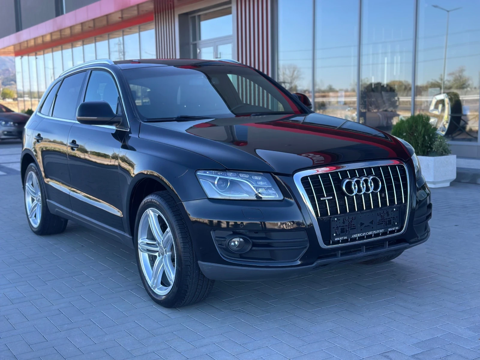 Audi Q5 3.0 TDI 240 PS S LINE   - изображение 3