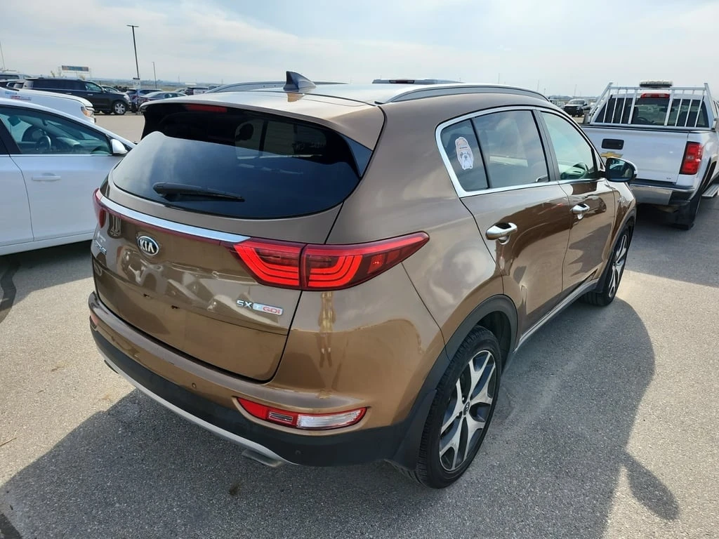 Kia Sportage * 4D UTILITY AWD | SX * CARFAX * БЕЗ ПЪРВОНАЧАЛНА  - изображение 3