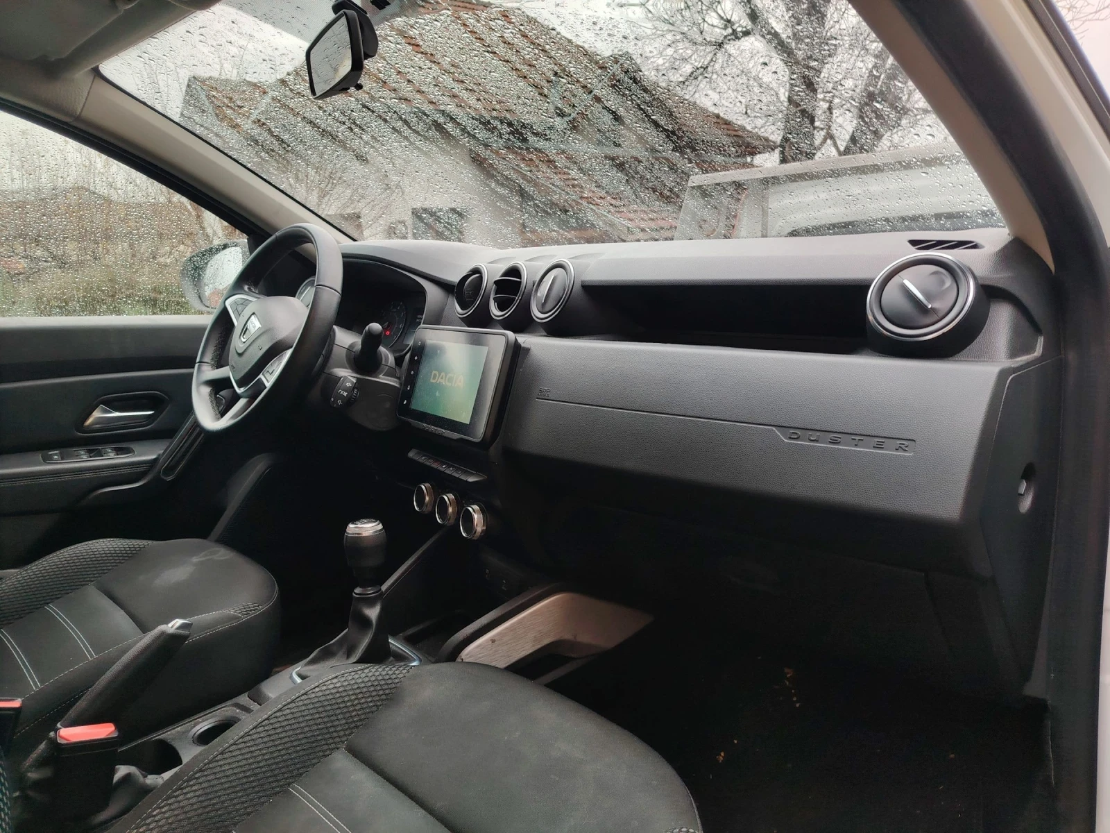 Dacia Duster 1.0i gaz - изображение 9