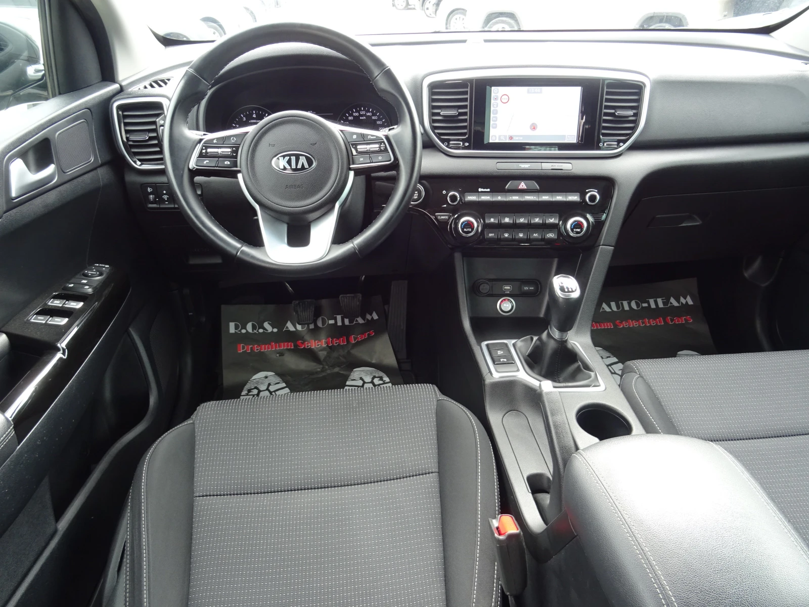 Kia Sportage 1.6 EcoGpl Energi 2WD, снимка 11 - Автомобили и джипове - 53903080