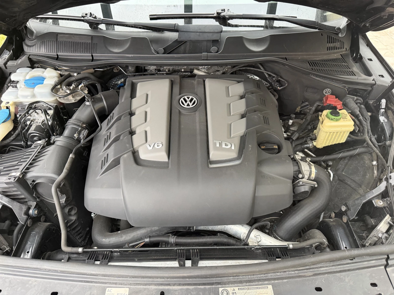 VW Touareg СМЕНЕНИ ВЕРИГИ, ДЮЗИ И КОМПРЕСОР НА ВЪЗДУШНОТО ОК., снимка 9 - Автомобили и джипове - 53916707