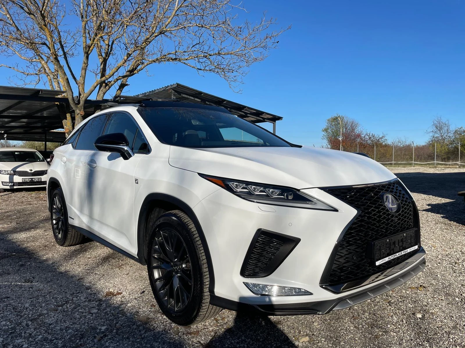 Lexus RX 450h Facelift/F Sport/Panorama/HUD/BSM/Full/В гаранция , снимка 3 - Автомобили и джипове - 54043607