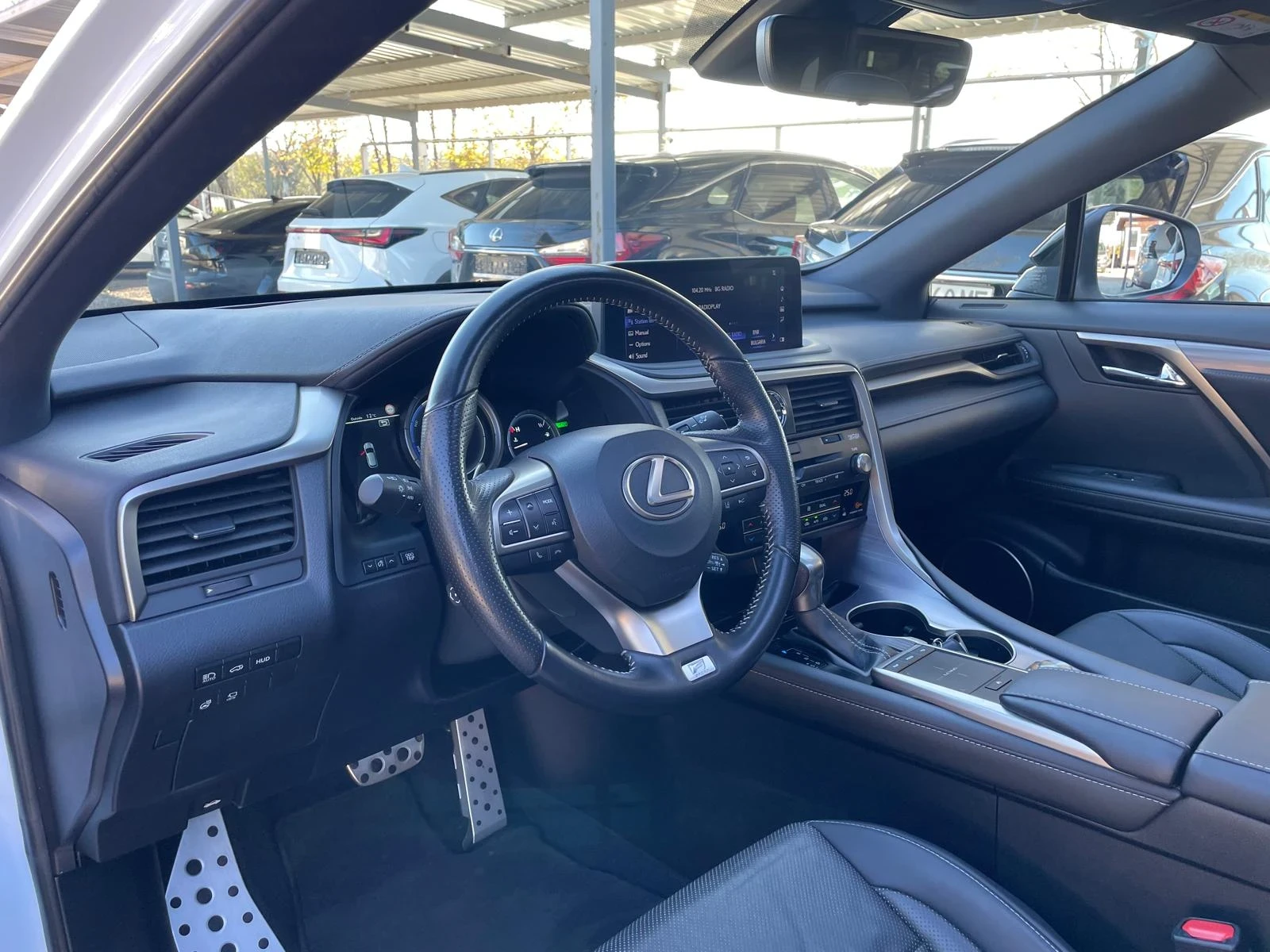Lexus RX 450h Facelift/F Sport/Panorama/HUD/BSM/Full/В гаранция , снимка 10 - Автомобили и джипове - 54043607