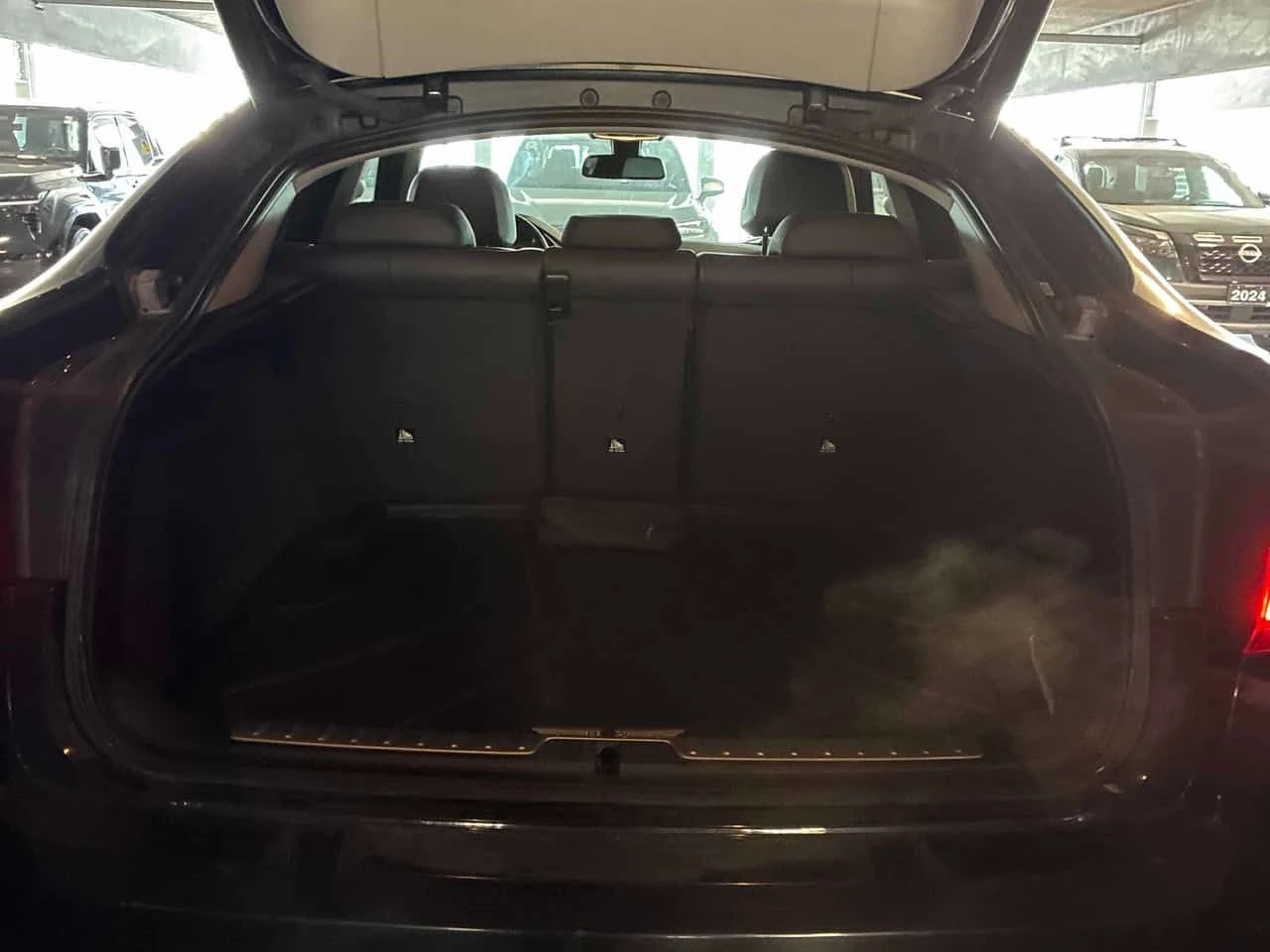 BMW X6 * xDrive35i * ПОДГРЕВИ * КАМЕРА * NAVI * ПАМЕТ, снимка 13 - Автомобили и джипове - 54054560