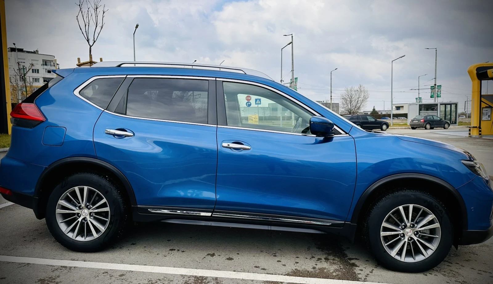 Nissan X-trail, снимка 7 - Автомобили и джипове - 54168243