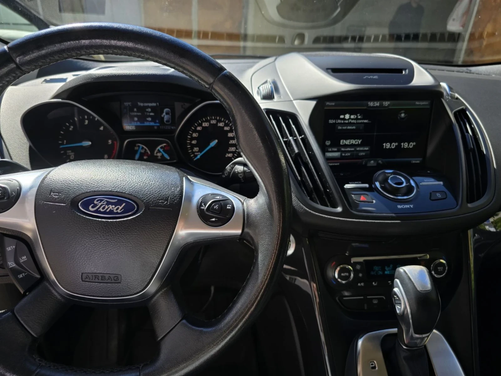 Ford Kuga, снимка 14 - Автомобили и джипове - 54413806