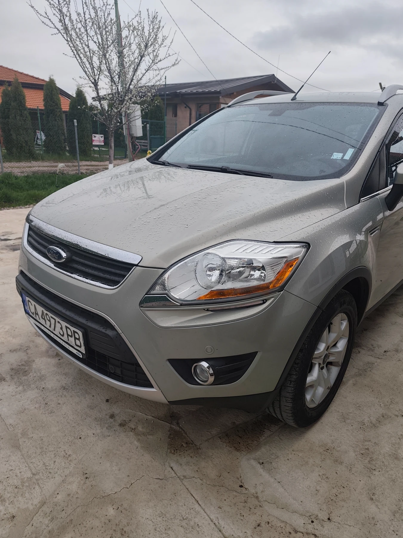 Ford Kuga, снимка 10 - Автомобили и джипове - 54488966