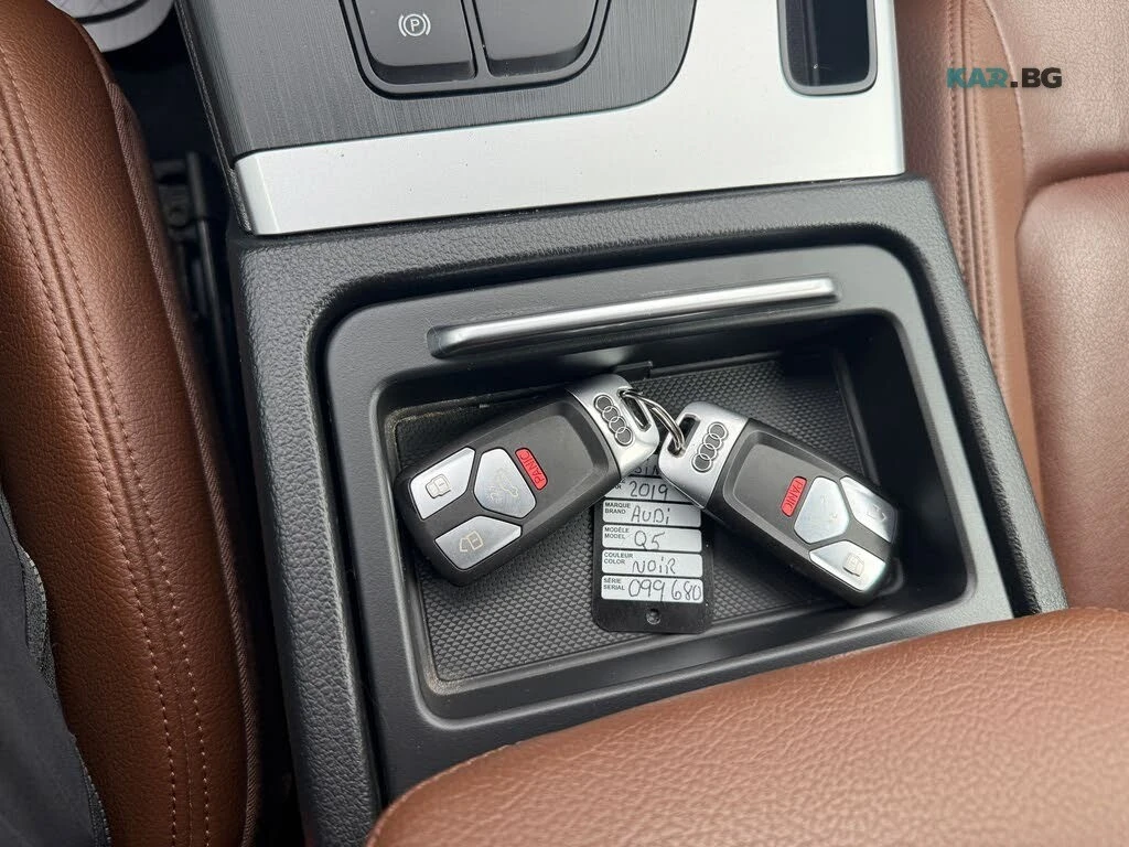 Audi Q5 QUATTRO* PREMIUM* KEYLESS* АвтоКредит(ЦЕНА ДО БГ), снимка 14 - Автомобили и джипове - 54765768