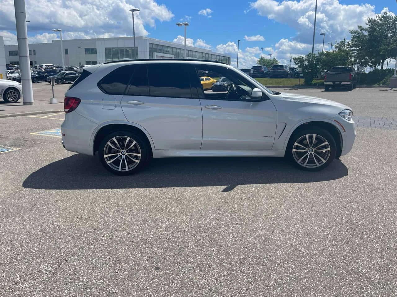 BMW X5 * xDrive35i * БЕЗ ИНЦИДЕНТИ И ЗАБЕЛЕЖКИ * , снимка 3 - Автомобили и джипове - 54977746