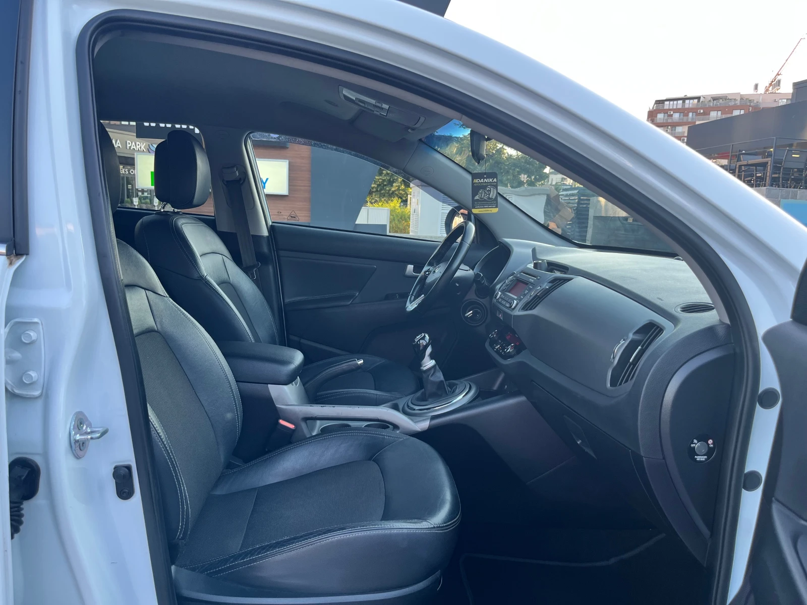 Kia Sportage 1.7CRDI Facelift= EURO-6- Топ Състояние!!!, снимка 14 - Автомобили и джипове - 55126399