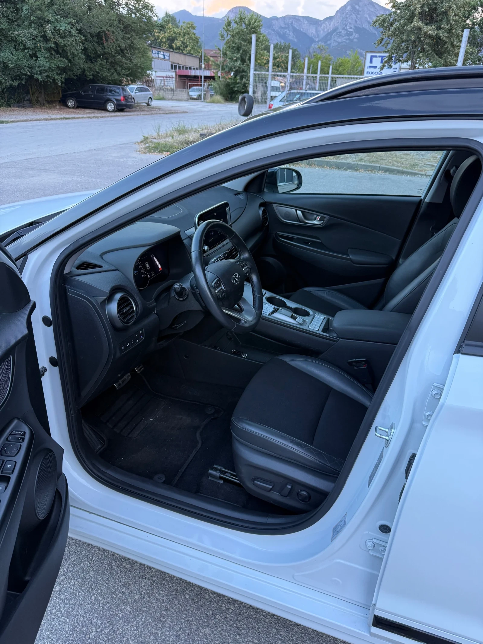 Hyundai Kona 64kw, 204ps, 65160km, снимка 7 - Автомобили и джипове - 55598615