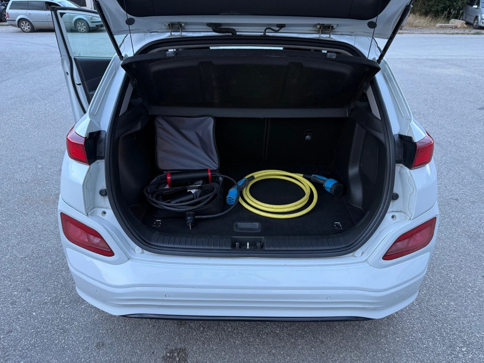 Hyundai Kona 64kw, 204ps, 65160km, снимка 14 - Автомобили и джипове - 55598615