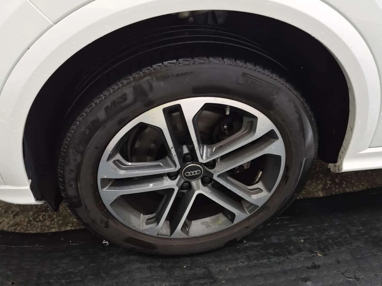 Audi Q5 * 2.0 TFSI QUATTRO * CARFAX * ОПЦИЯ ЗА ФИНАНСИРАНЕ, снимка 6 - Автомобили и джипове - 55662228
