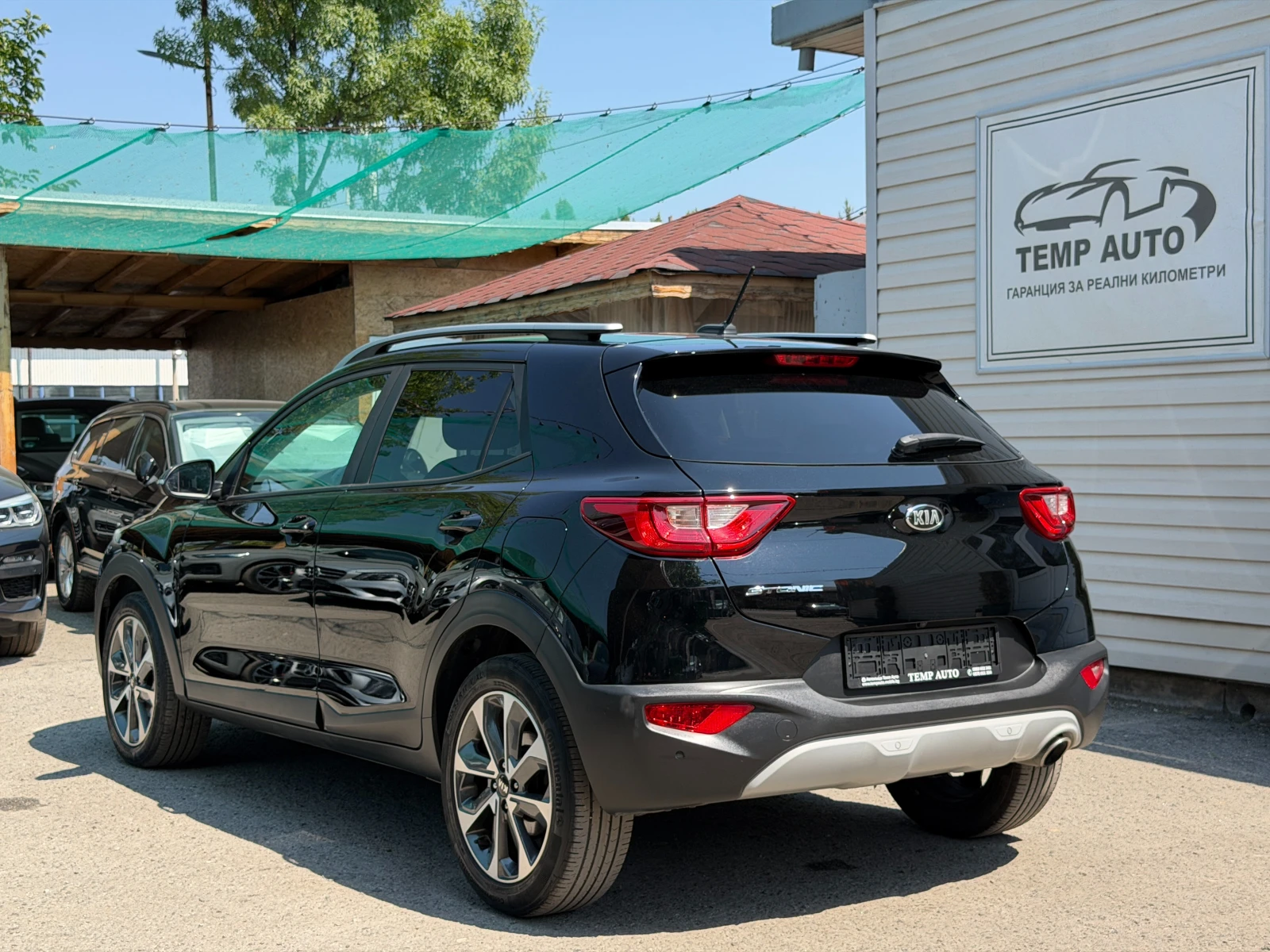 Kia Stonic 1.4MPI* 100�.�.* � ����� �������� ������� � KIA | Mobile.bg � ����������� 4