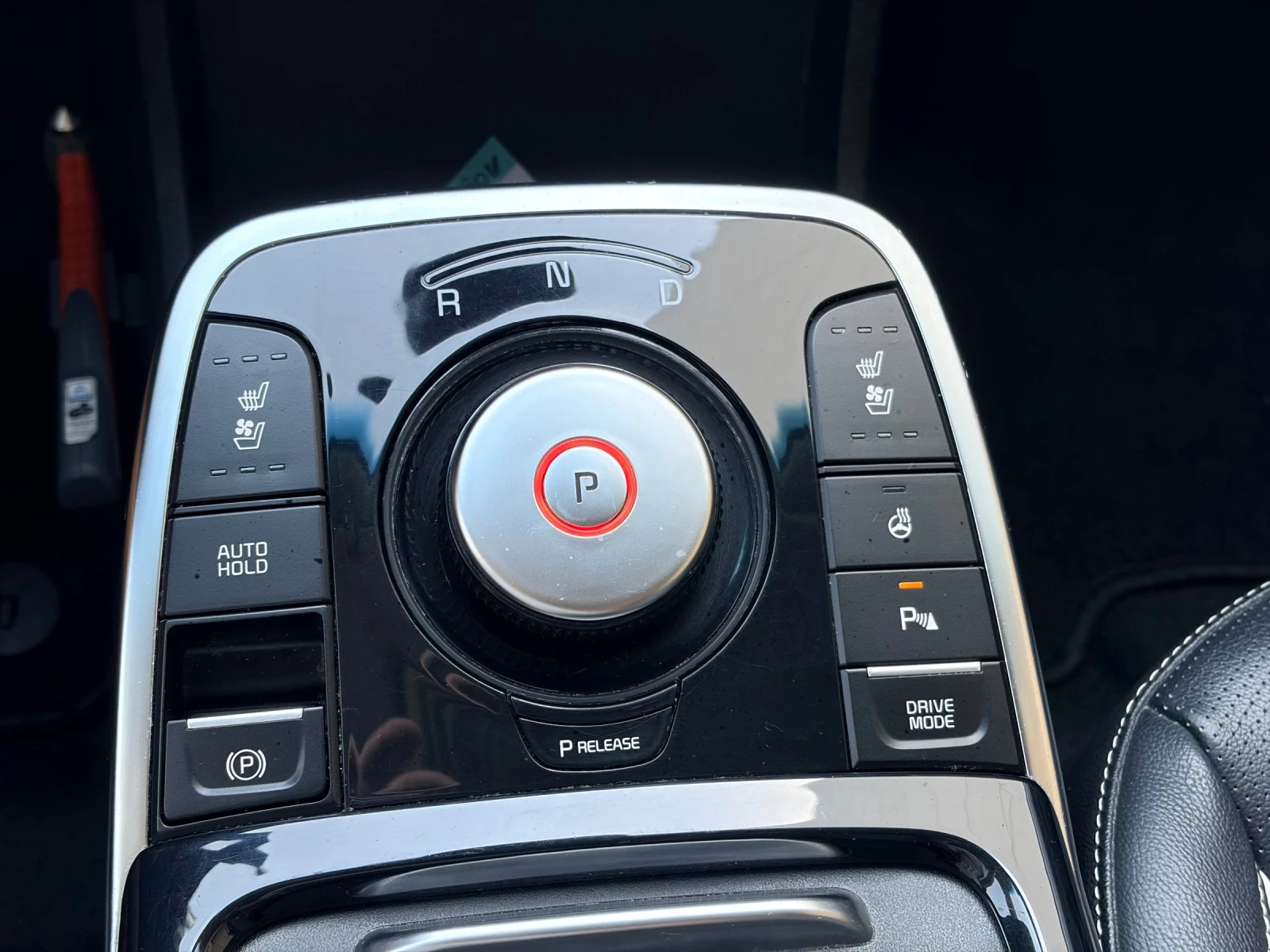 Kia Niro 64kw 204kc 100% SOH!!! TERMOPOMPA!!!, снимка 9 - Автомобили и джипове - 56022376