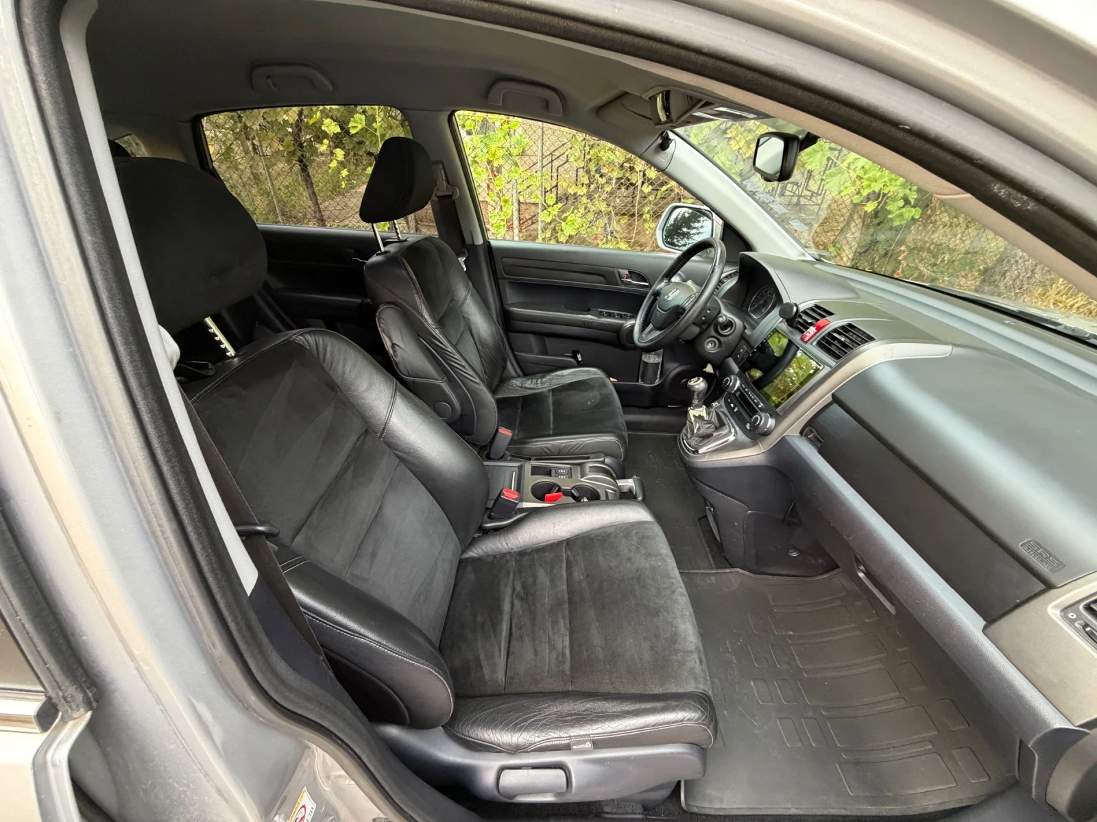 Honda Cr-v Газ, обслужен, снимка 10 - Автомобили и джипове - 56156350